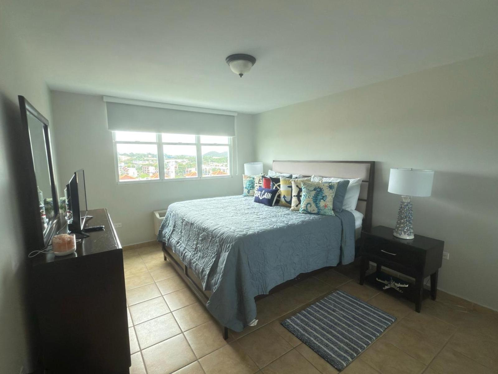 פחרדו Ocean & Marina Views 3 Bedroom 2 Bathroom Luxury Condo מראה חיצוני תמונה